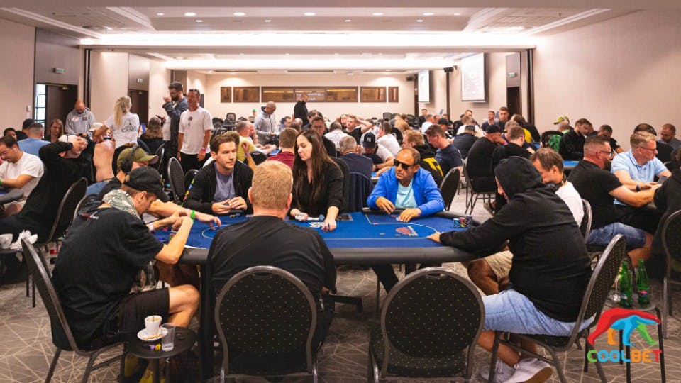 Yosef Snags Lead on Day 1c of CBO Main Event